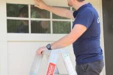 Hire an expert and make sure your garage door purchase is hassle free