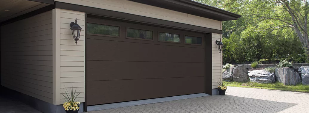 Flush, 16' x 7", Moka Brown, Clear windows