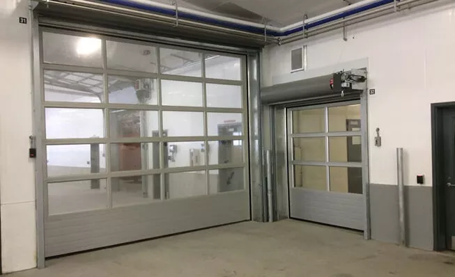 Commercial garage doors