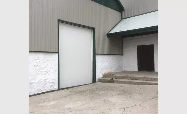 Commercial garage doors